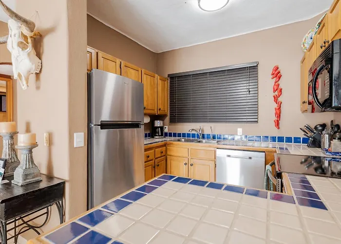 Casa Del Mar Dorado 202 1br Beachfront Holiday home *