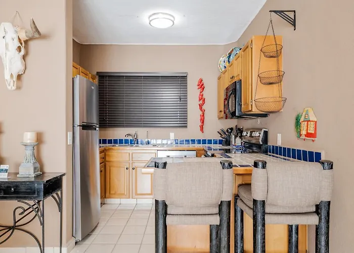 Casa Del Mar Dorado 202 1br Beachfront Holiday home *