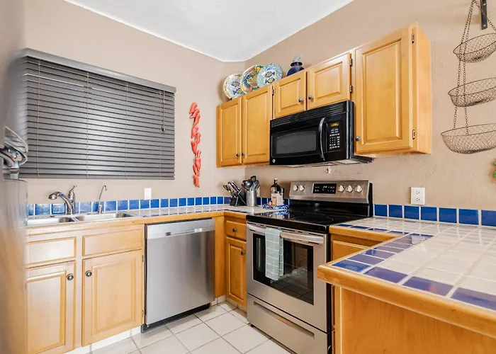 Holiday home Casa Del Mar Dorado 202 1br Beachfront