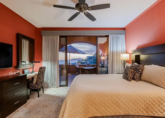 Casa Del Mar Dorado 202 1br Beachfront San Jose del Cabo